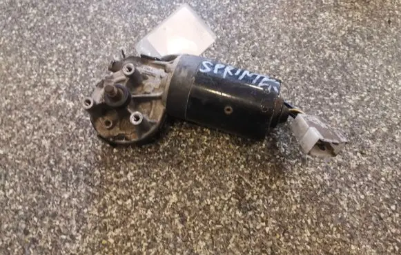 Mercedes-Benz Sprinter W901 W902 W903 W904 Wiper motor 0390241345