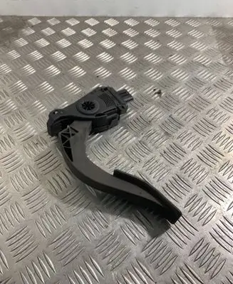 Audi A6 Allroad C6 Accelerator throttle pedal 8K1723523