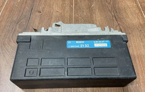 Mercedes-Benz E W124 ABS control unit/module 0055452132 0265101018