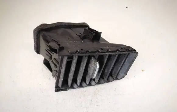 Opel Crossland X Dashboard side air vent grill/cover trim 13461693
