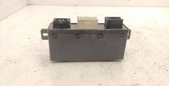 BMW 7 E38 Door control unit/module 61358352062 05071710 110187