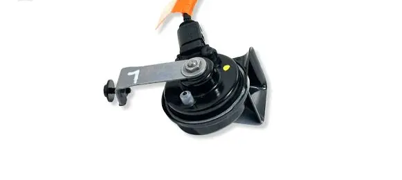 Audi Q3 F3 Horn signal 83A951209 39622