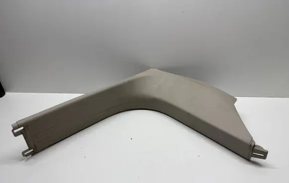 Chrysler Pacifica Front sill trim cover 101855100AYR 5RH88PD2AF