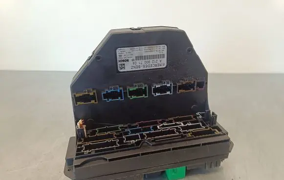 Mercedes-Benz E W212 Fuse module A2129007104 A2124421100