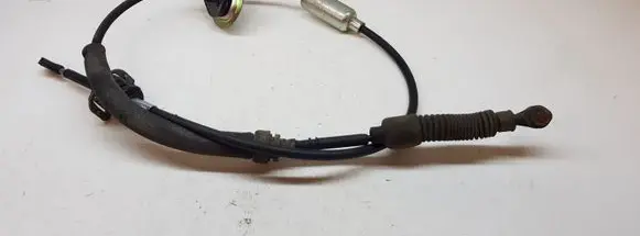 Hyundai Santa Fe Gear shift cable linkage D007