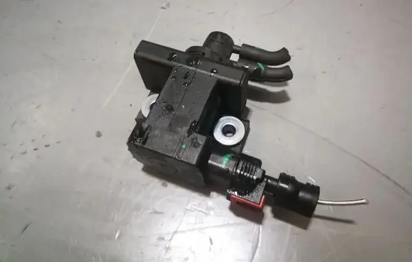Opel Mokka Turbo system vacuum part 55576356