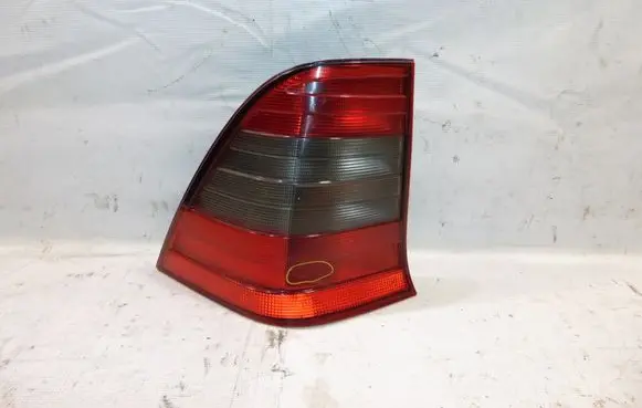 Mercedes-Benz C W202 Rear/tail lights A2028203964