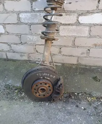 Volkswagen Touran II Front wheel hub spindle knuckle