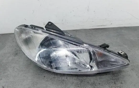 Peugeot 206 Headlight/headlamp 205759