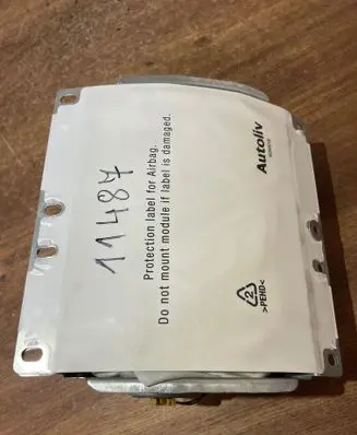 Volvo V50 Passenger airbag 607561400 8623350 220700