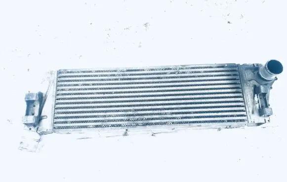 Renault Megane II Intercooler radiator 8200115540a 8200115540--a