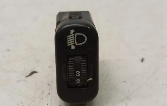 Volkswagen Crafter Headlight level height control switch 9065440131