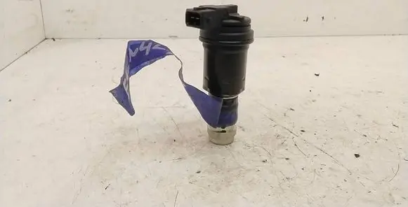 BMW 3 E46 Camshaft vanos timing valve 13150137