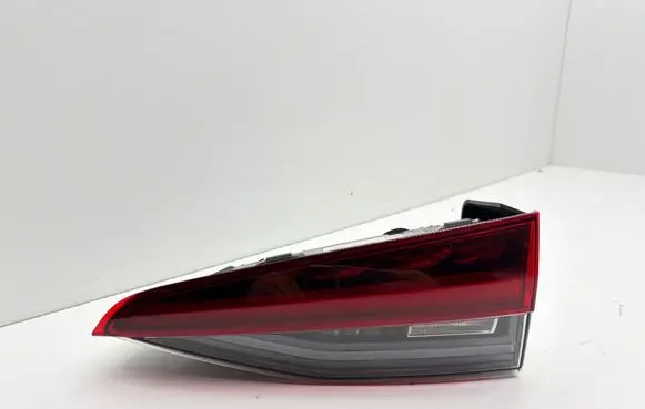 Skoda Octavia Mk4 Rear/tail lights 5E7945308A 0021815706