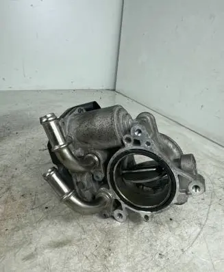 Audi A5 Sportback 8TA Throttle valve 04L128063T 04L128059T A2C94859900