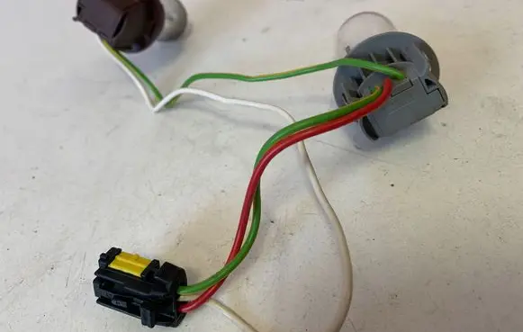 Peugeot 607 Rear tail light wiring loom