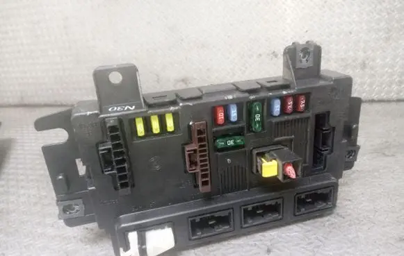 Fiat Panda II Fuse module S118578030H