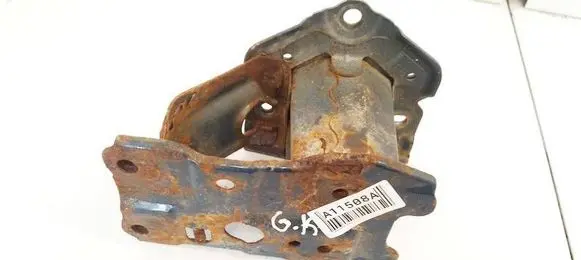 Toyota Auris 150 Rear bumper mounting bracket