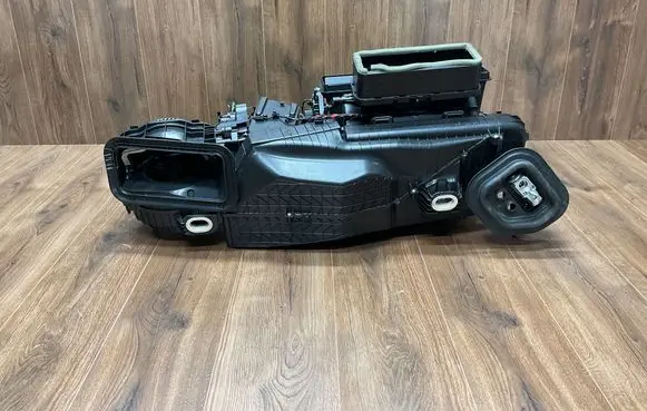 Mercedes-Benz C W205 Interior heater climate box assembly A2058308605 T33432C