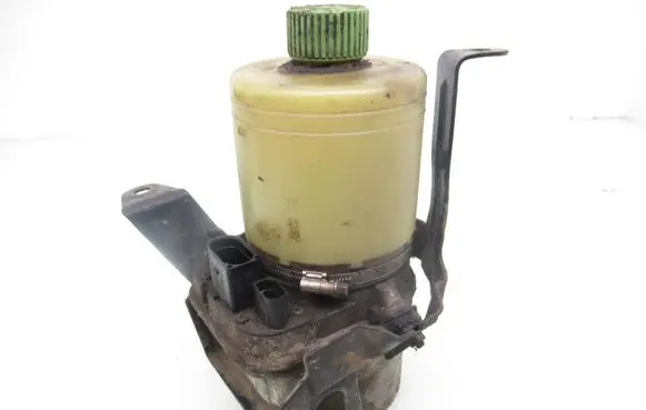 Skoda Fabia Mk1 (6Y) Power steering pump 6Q0423371