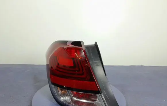 Citroen C4 II Rear/tail lights 9808624680