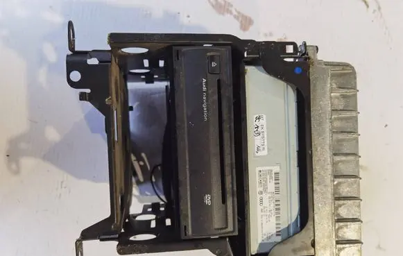 Audi A6 S6 C6 4F Navigation unit CD/DVD player 4E0919887M 4E0910887T 4F0035541L