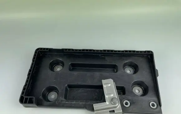 Volkswagen PASSAT B9 Battery box tray 3Q0804869A