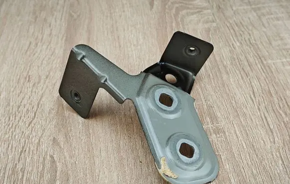 BMW 4 G22 G23 G24 G26 Fender mounting bracket 7486804