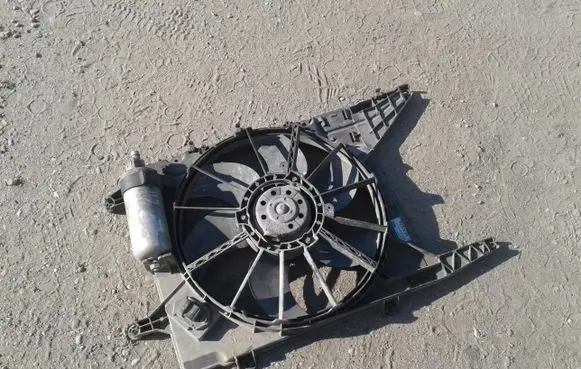 Renault Scenic I Electric radiator cooling fan 7700433728
