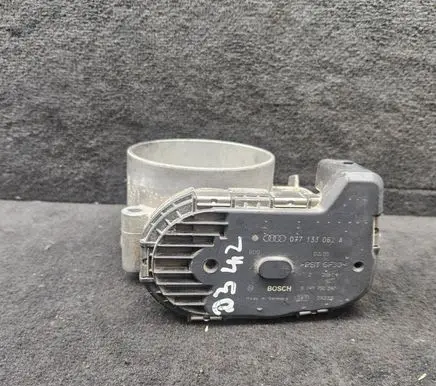 Audi A8 S8 D3 4E Throttle valve 077133062A 58223 0280750047