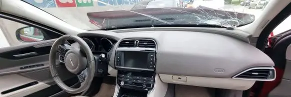 Jaguar XE Dashboard
