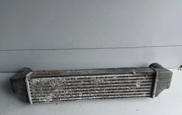 BMW X3 E83 Intercooler radiator 77897930