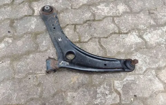 Mitsubishi Outlander Front lower control arm/wishbone