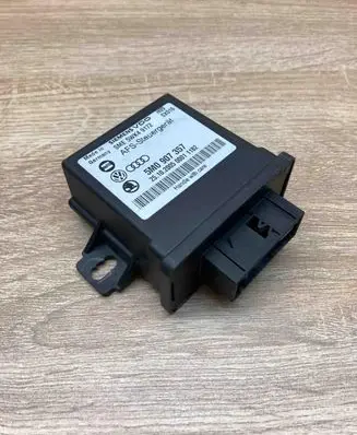Volkswagen PASSAT B6 Light module LCM 5M0907357 5WK49172