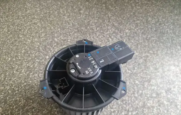 Mitsubishi Space Star Heater fan/blower