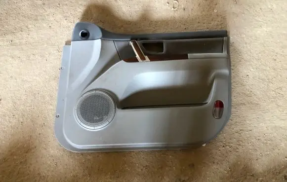 KIA Sorento Front door card panel trim
