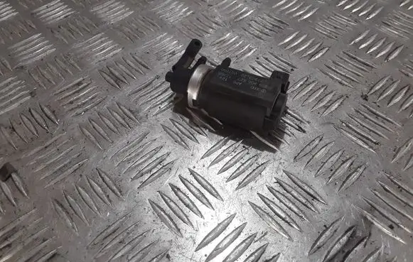 Audi A4 S4 B6 8E 8H Turbo solenoid valve 059906627