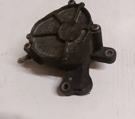 Volvo V50 Vacuum pump