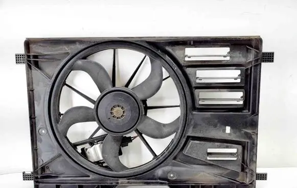 Ford C-MAX II Radiator cooling fan shroud 8V618C607BD 3135104065