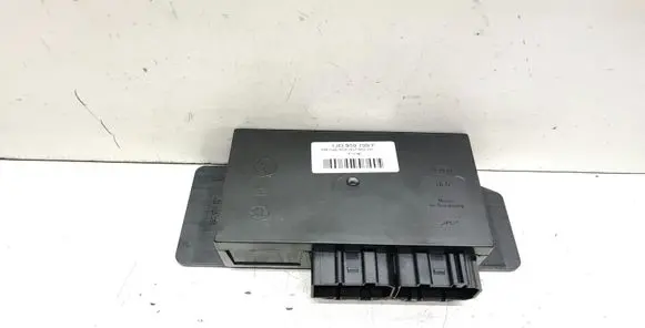Volkswagen PASSAT B5 Comfort/convenience module 1J0959799F
