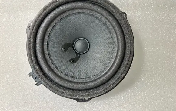 Ford Fiesta Front door speaker GN1518808AB 1432 26523A