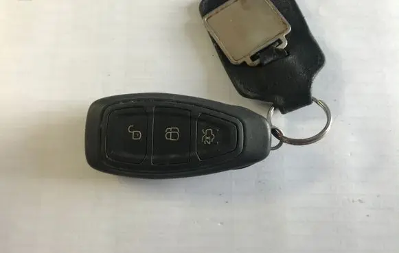 Ford Focus Ignition key/card 7S7T15K601ED