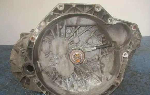 Renault Master II Manual 6 speed gearbox 