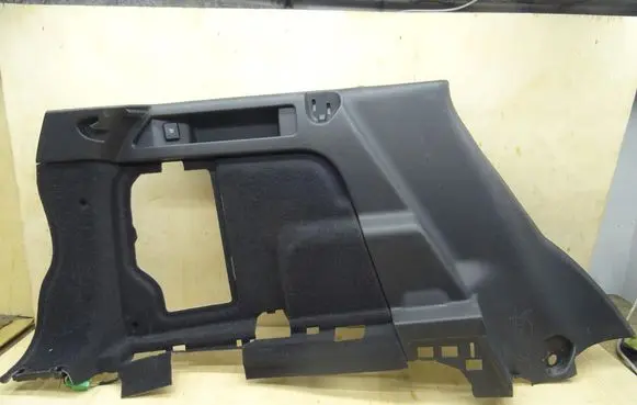Land Rover Discovery Sport Trunk/boot side trim panel