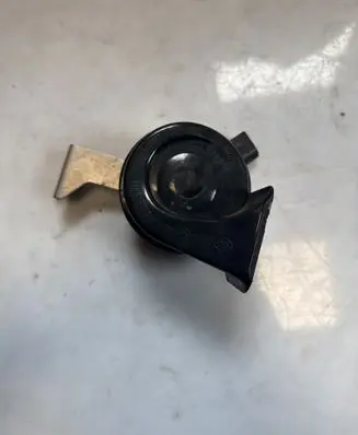 Audi Q7 4M Horn signal 4M0951230 4M0951223 4M0951210