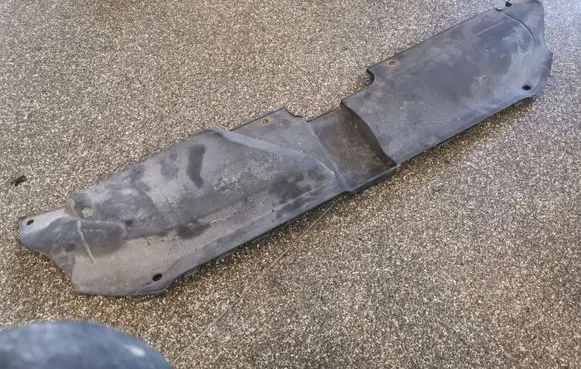 Audi A4 S4 B8 8K Top upper radiator support slam panel 8K0807081