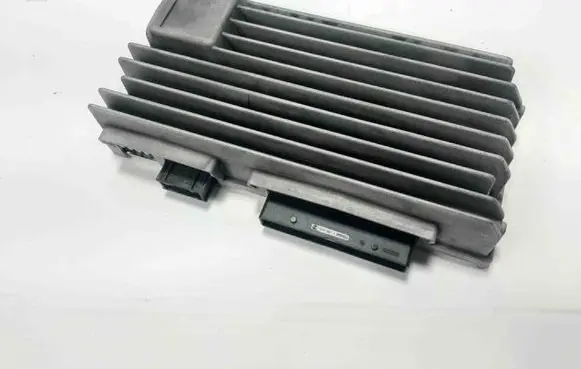 Audi A5 Sportback 8TA Sound amplifier 8T1035223A