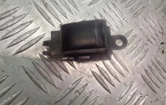 Nissan Primera Quarter vent window switch 