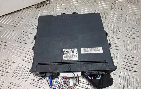 Toyota Auris E180 Other control units/modules 8926102011 2190002301