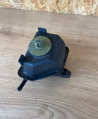 Audi A3 S3 8L Power steering fluid tank/reservoir 1J0422371C